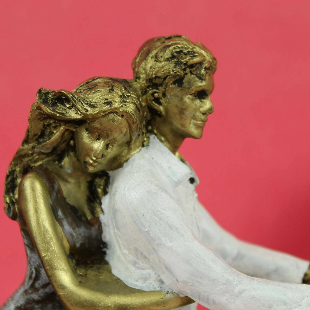 Tied Ribbons Romantic Love Couple On Scooter Showpiece Statue Decorative Items For Home