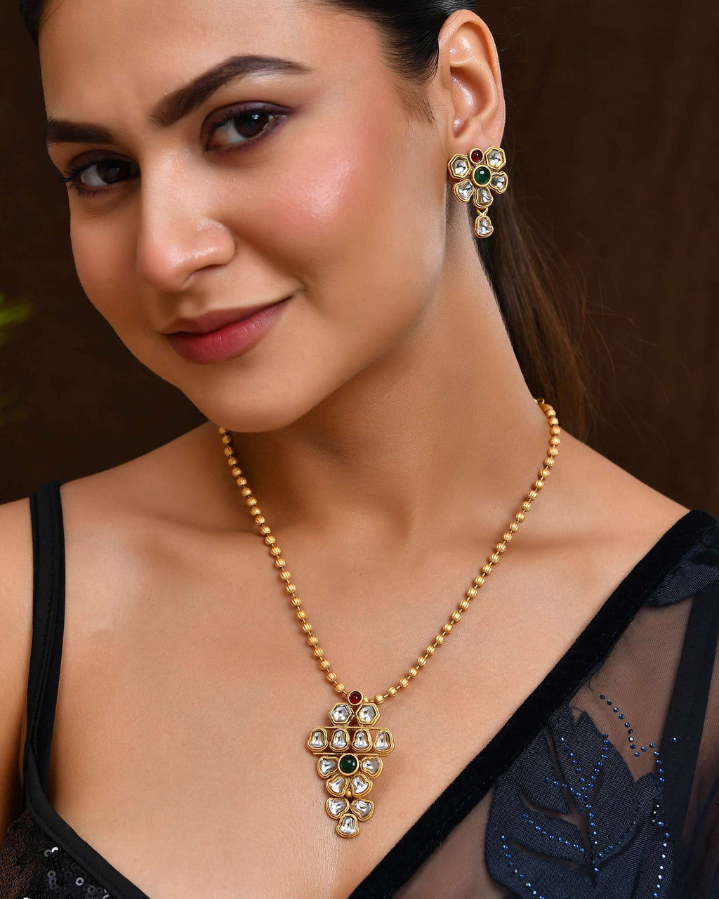 Jewels Nest Traditional Kundan Gold-Plated Jewellery Set with Mangalsutra & Earrings