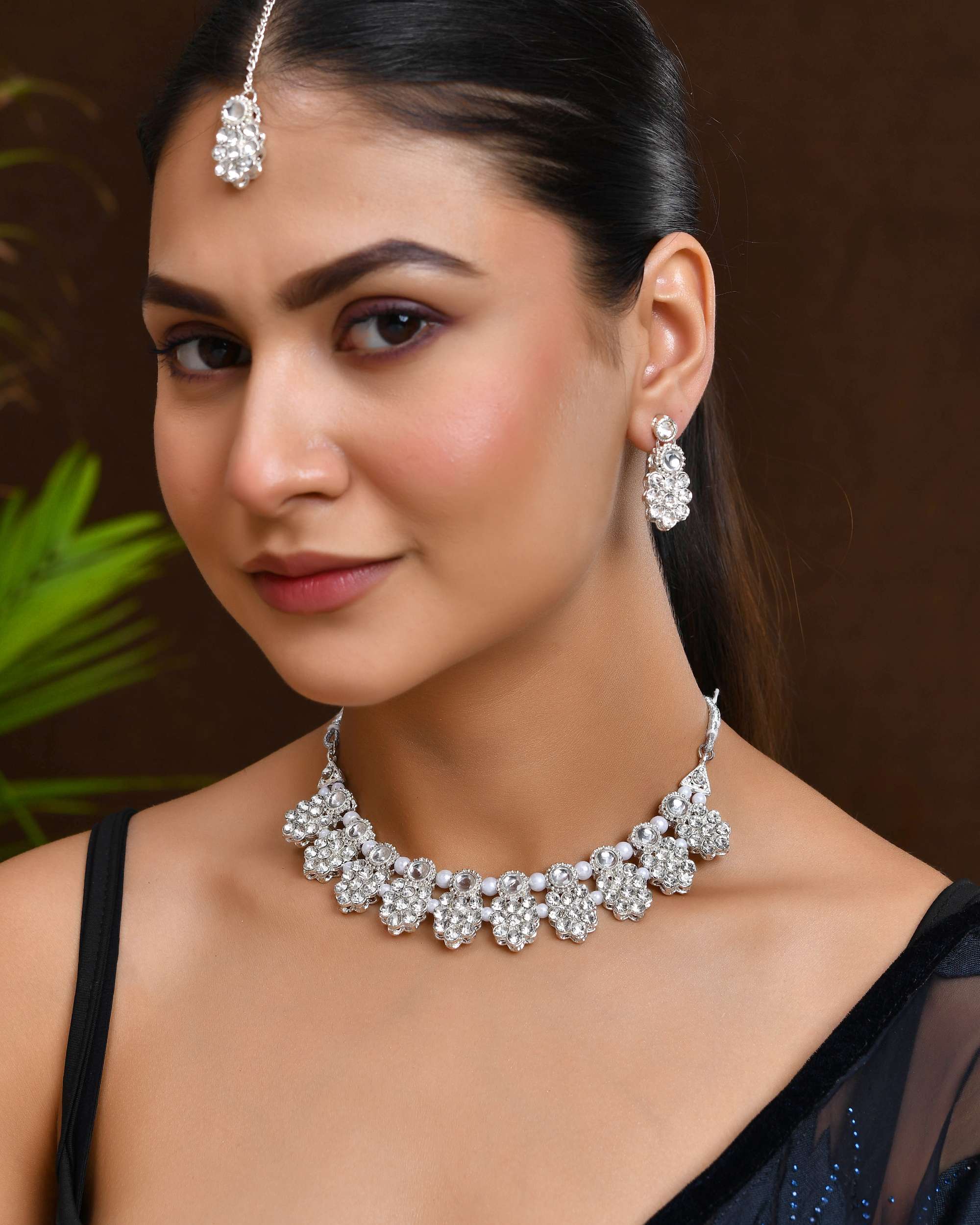 Jewels Nest Glamorous Silver-Tone Jewellery Set for Special Occasions