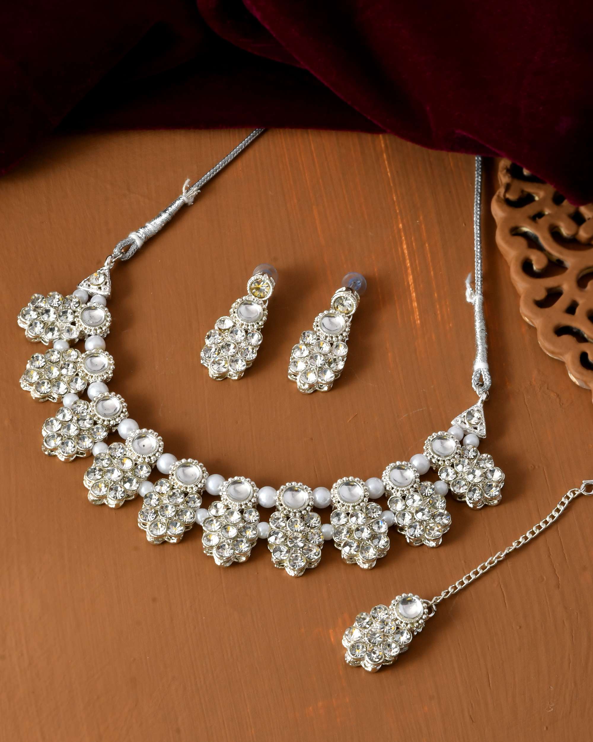 Jewels Nest Glamorous Silver-Tone Jewellery Set for Special Occasions