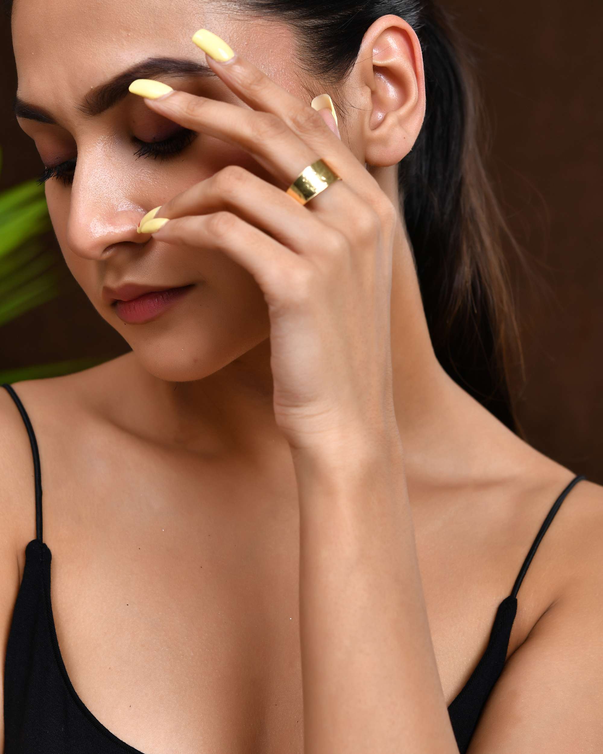 Jewels Nest Gold-Plated Matte Textured Open Band Ring – Anti-Tarnish Adjustable Finger Ring for Women