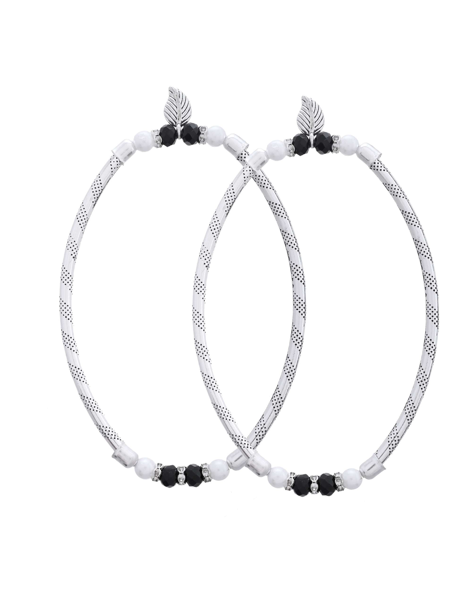 Jewels Nest Set of 2 Silver-Plated Black & White Beaded Anklets with Leaf Charm - Distacart