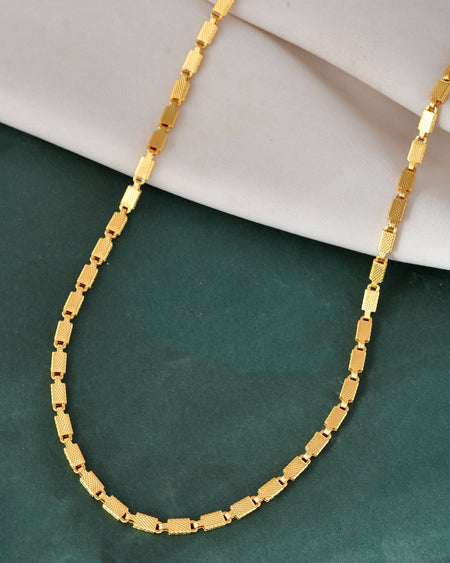 Jewels Nest Men Gold-Polished Stainless Steel Self Design Biscuit Chain