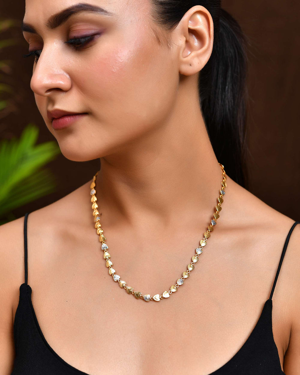 Jewels Nest Gold-Toned Love Motif Chain with Diamond-Like Detailing - Distacart