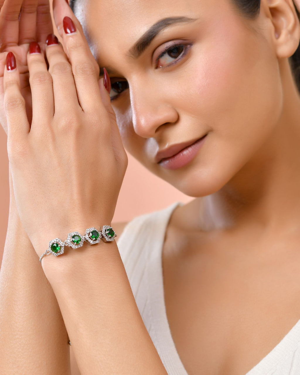 Jewels Nest Emerald Green Stone Diamond-Style Adjustable Bracelet