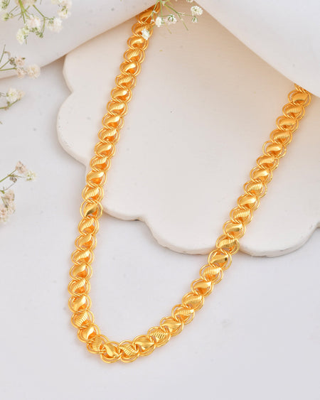 Jewels Nest Elegant Gold-Polished Lotus Link Chain – Premium Brass Jewelry Chain