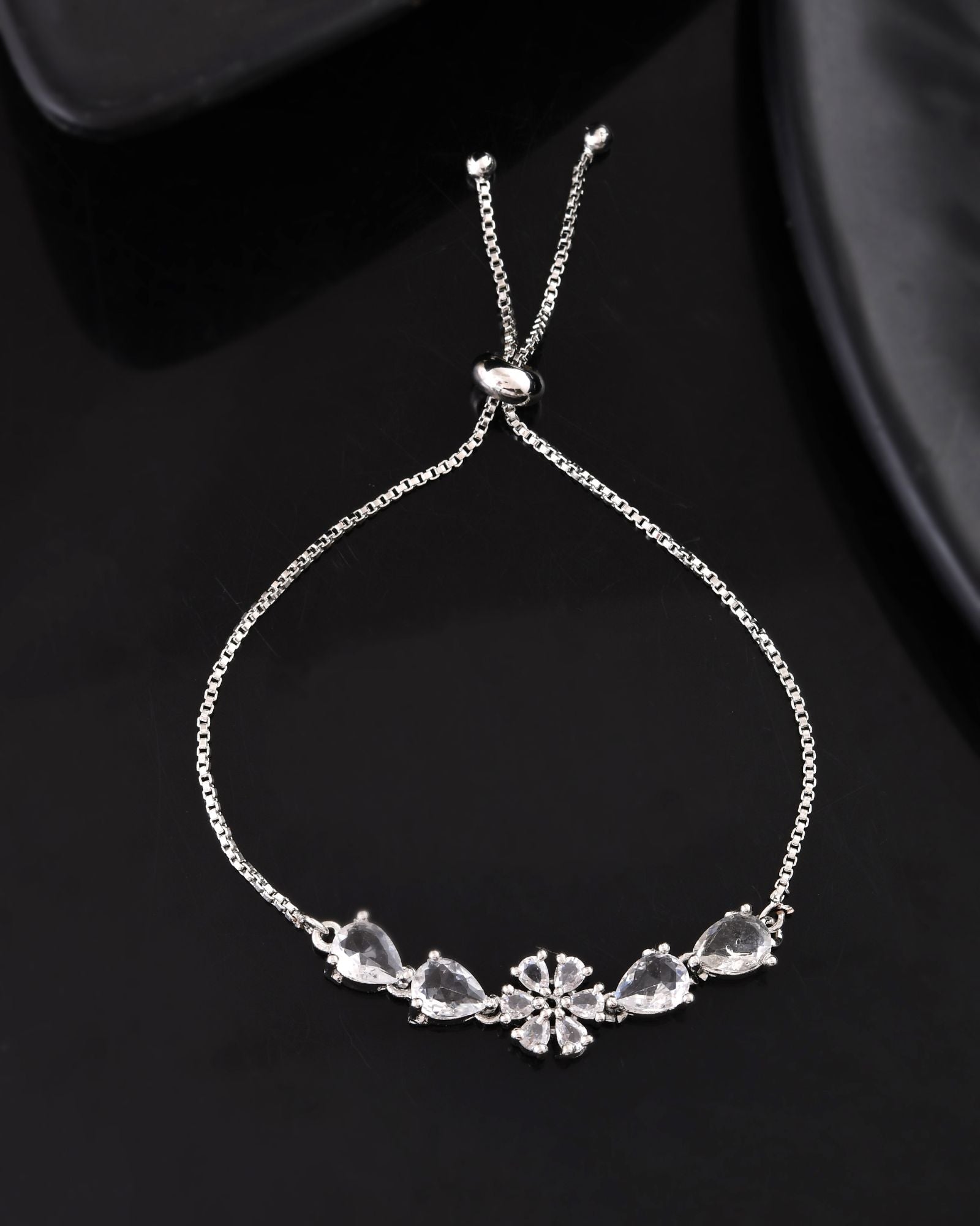 Jewels Nest Classic White Floral Diamond-Style Adjustable Bracelet