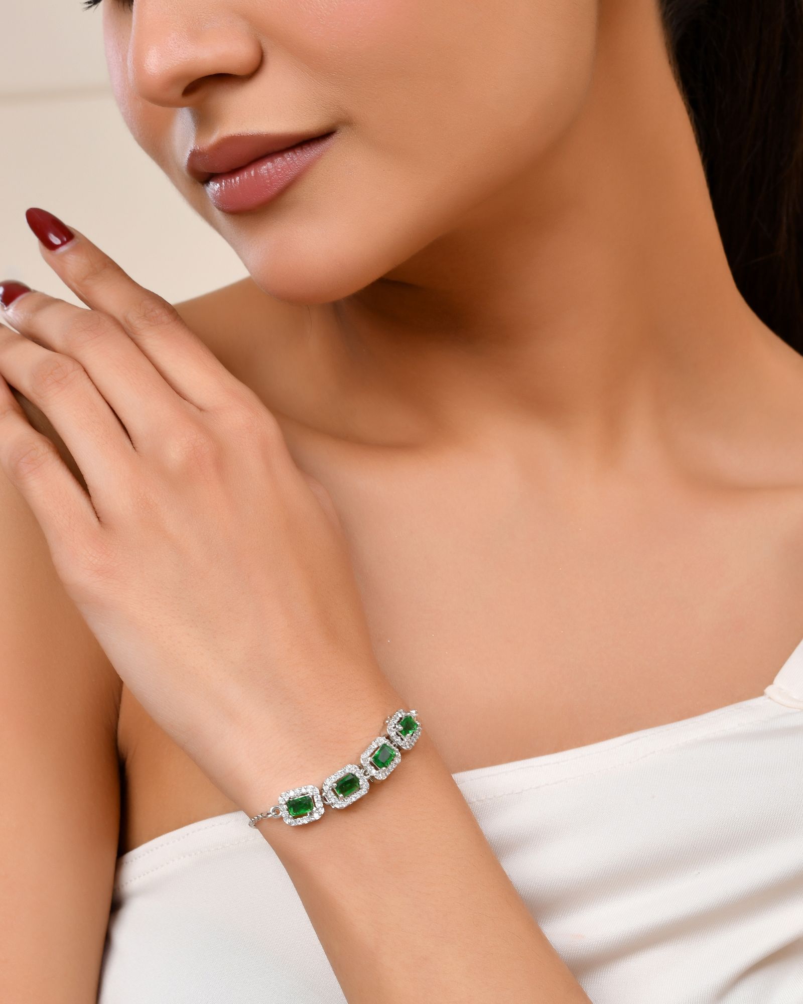 Jewels Nest Emerald Green Square Stone Diamond-Style Adjustable Bracelet