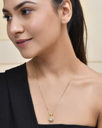 Jewels Nest Elegant Gold-Polished Floral Pendant with Sparkling Stone