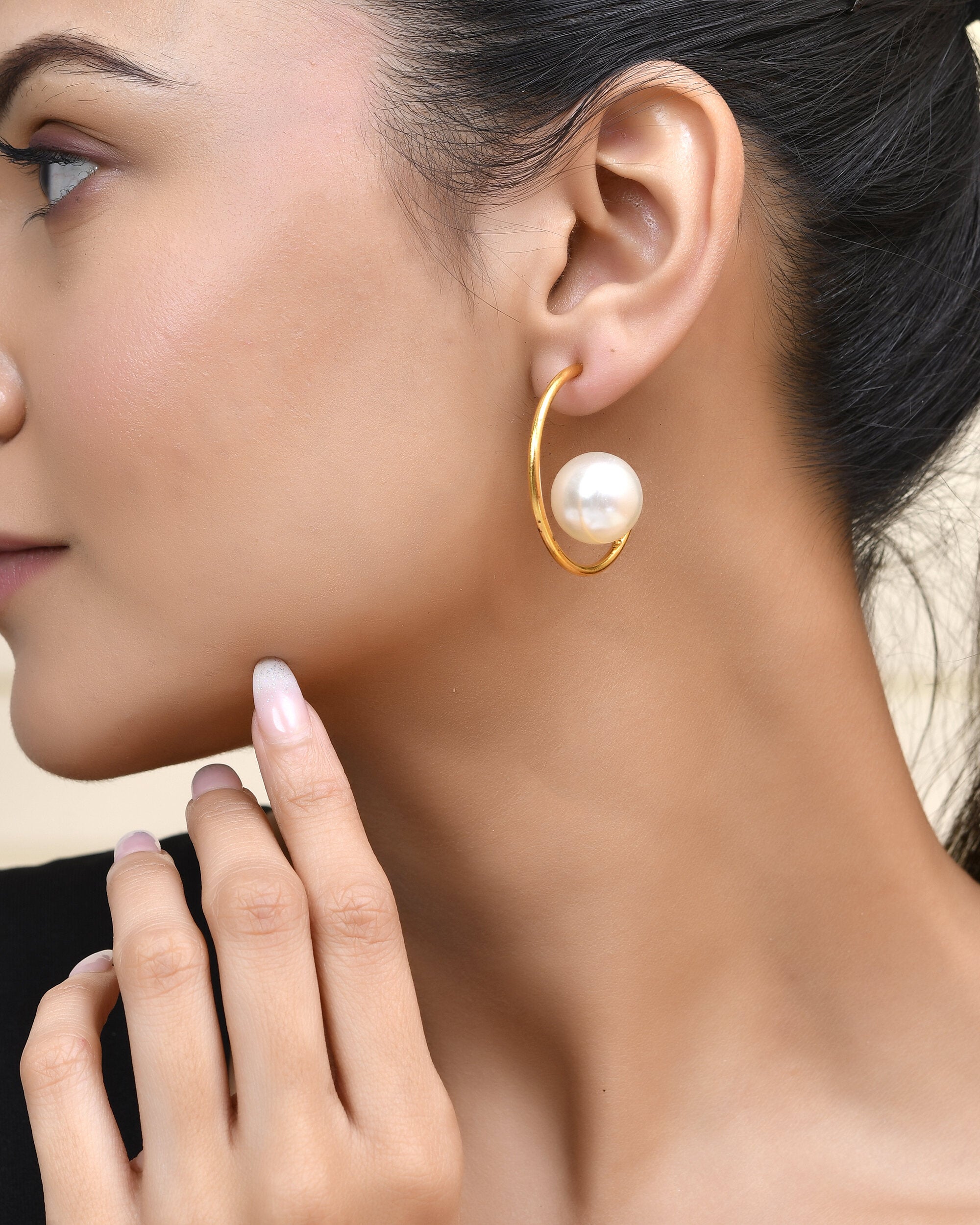 Jewels Nest Golden Halo Pearl Hoops - Distacart