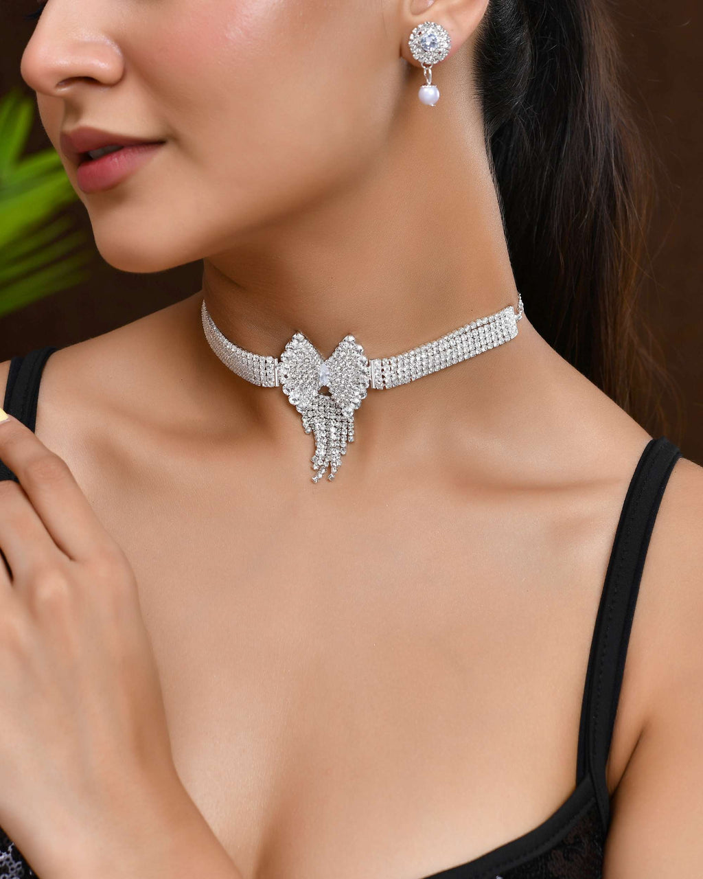 Jewels Nest American Diamond-Studded & Pearl Droplet Silver Choker Set