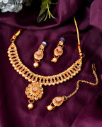 Jewels Nest Royal Look Kundan-Style Beaded Gold Jewellery Set
