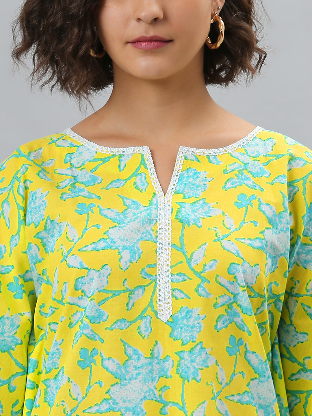Janasya Women's Yellow Cotton Floral Print Casual Kaftan Kurta