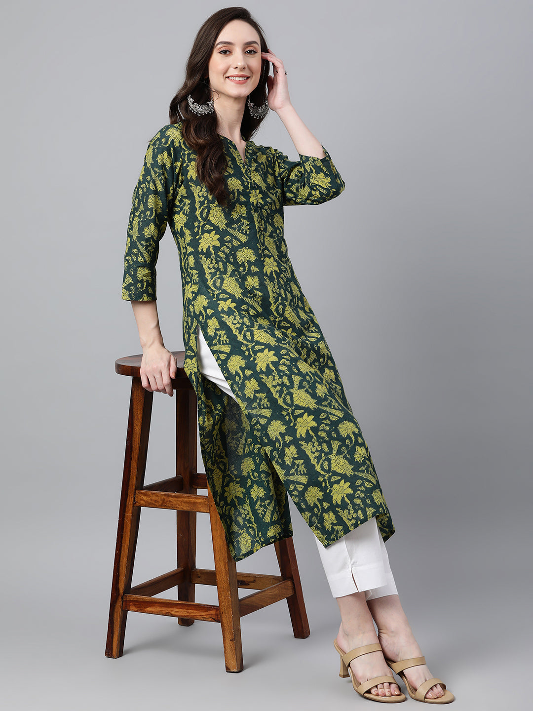 Indian Clothing Janasya Women's Dark Green Cotton Floral Printed Casual Straight Kurta