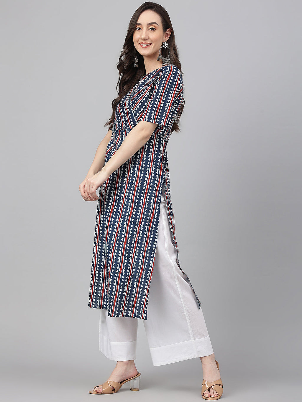 Janasya Women's Navy Blue Cotton Geometric Printed Casual Straight Kurta