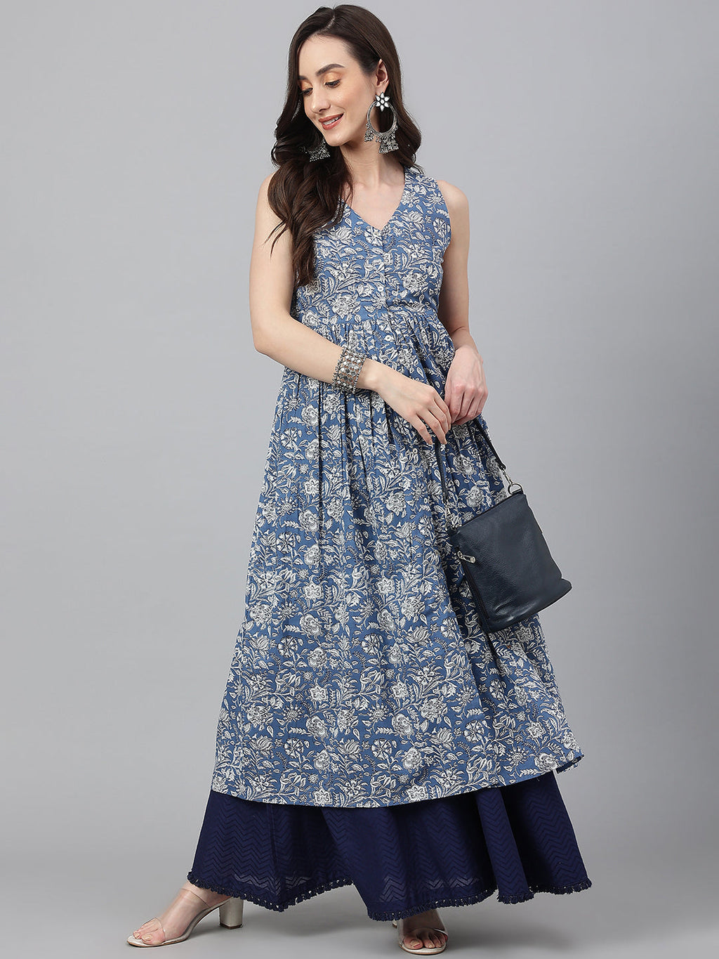 Janasya Women's Blue Cotton Floral Printed Casual Flared Kurta