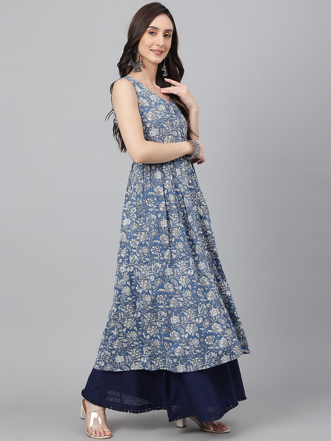 Janasya Women's Blue Cotton Floral Printed Casual Flared Kurta