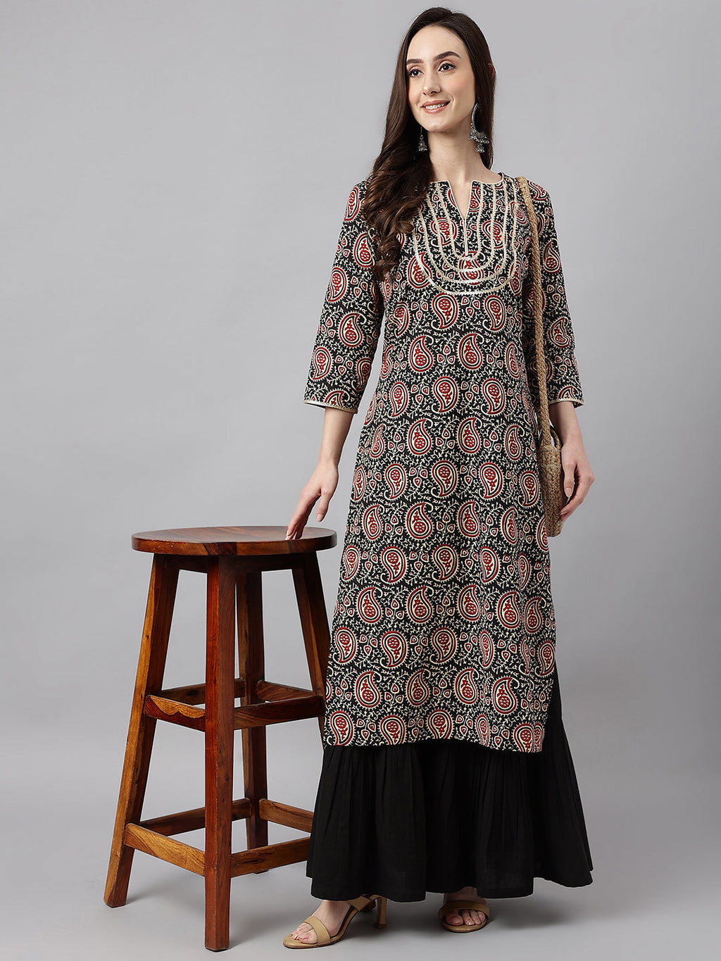 Janasya Women's Black Cotton Paisley Printed Casual Straight Kurta