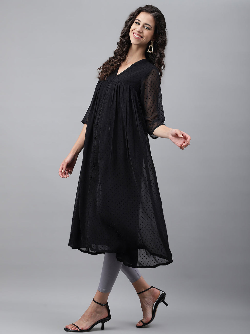 Janasya Women's Black Dobby Chiffon Self Design Festive Empire Kurta