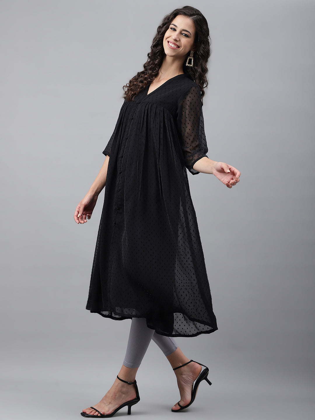 Janasya Women's Black Dobby Chiffon Self Design Festive Empire Kurta