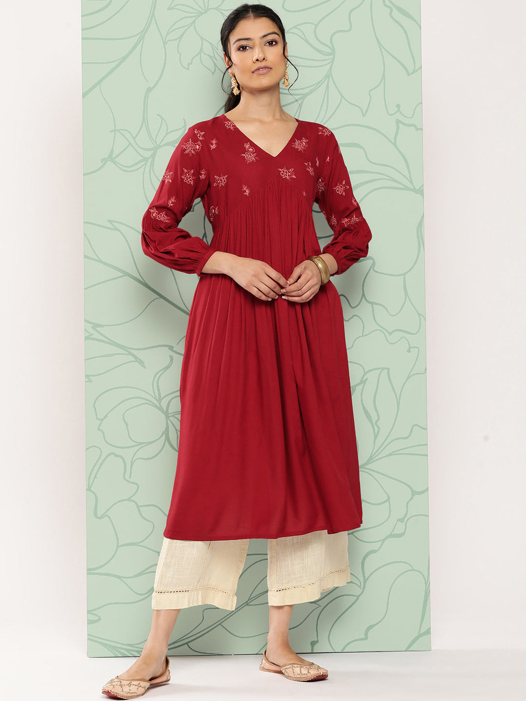 Janasya Women's Maroon Rayon Solid Party Gathered Kurta