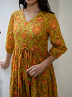 Janasya Green Cotton Printed Tiered Dress - Distacart