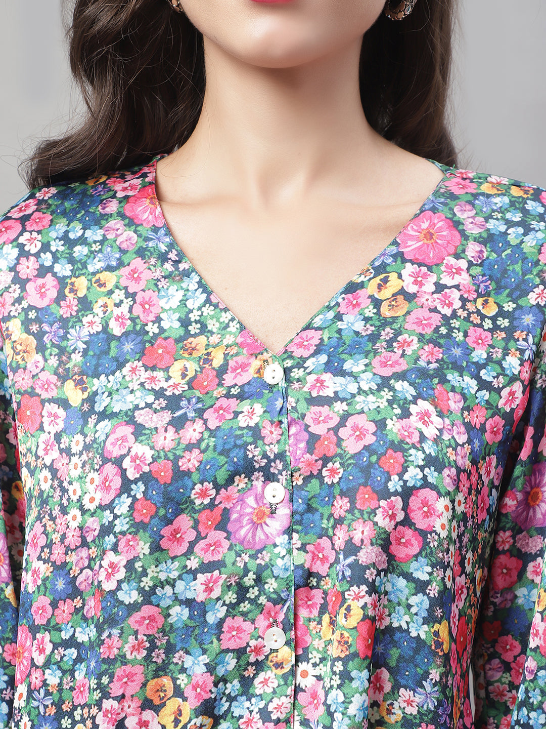 Jainish Women's Blue Printed Shirt Style Top