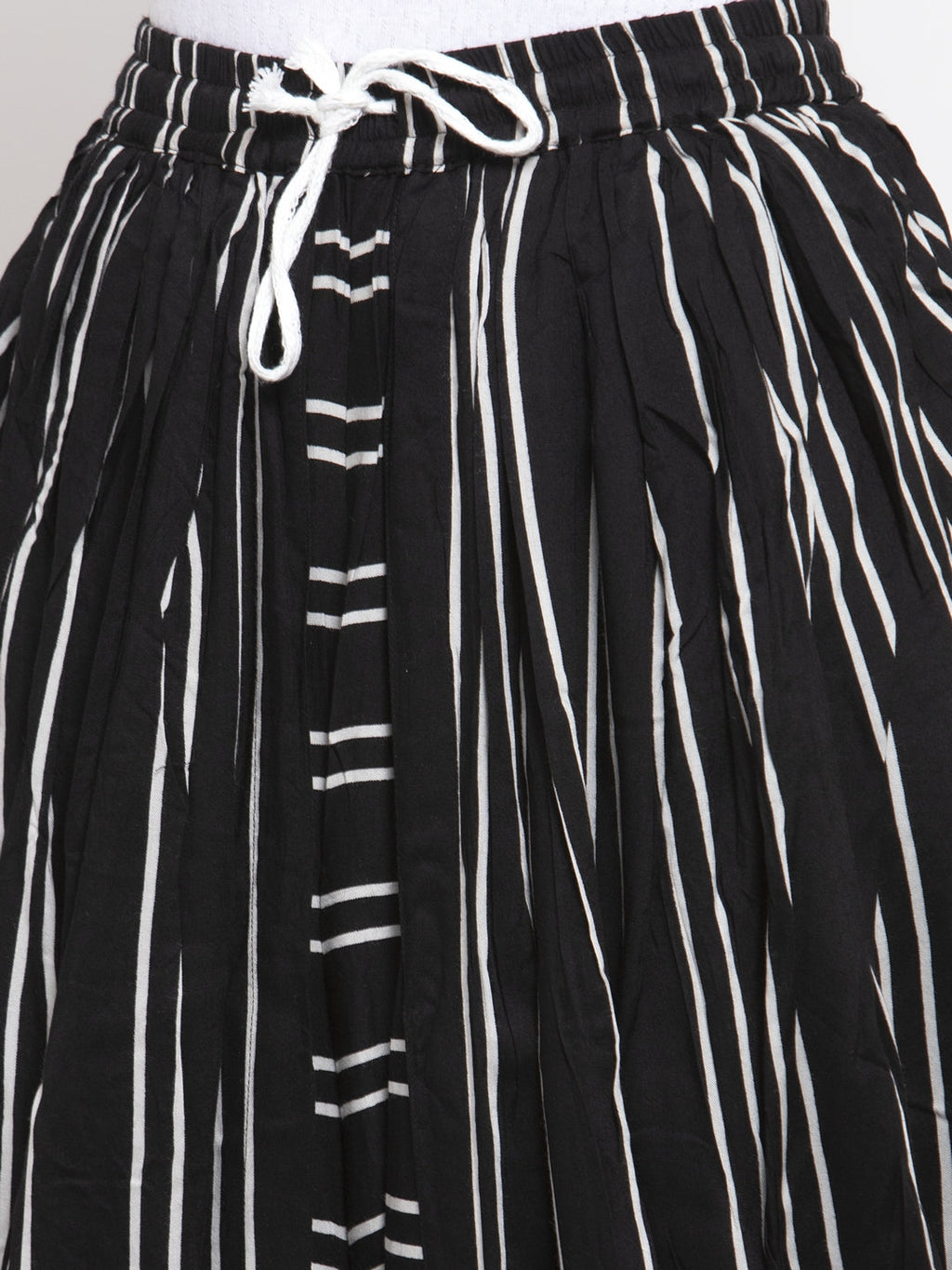 Jompers Women Black Stripped Dhoti - Distacart