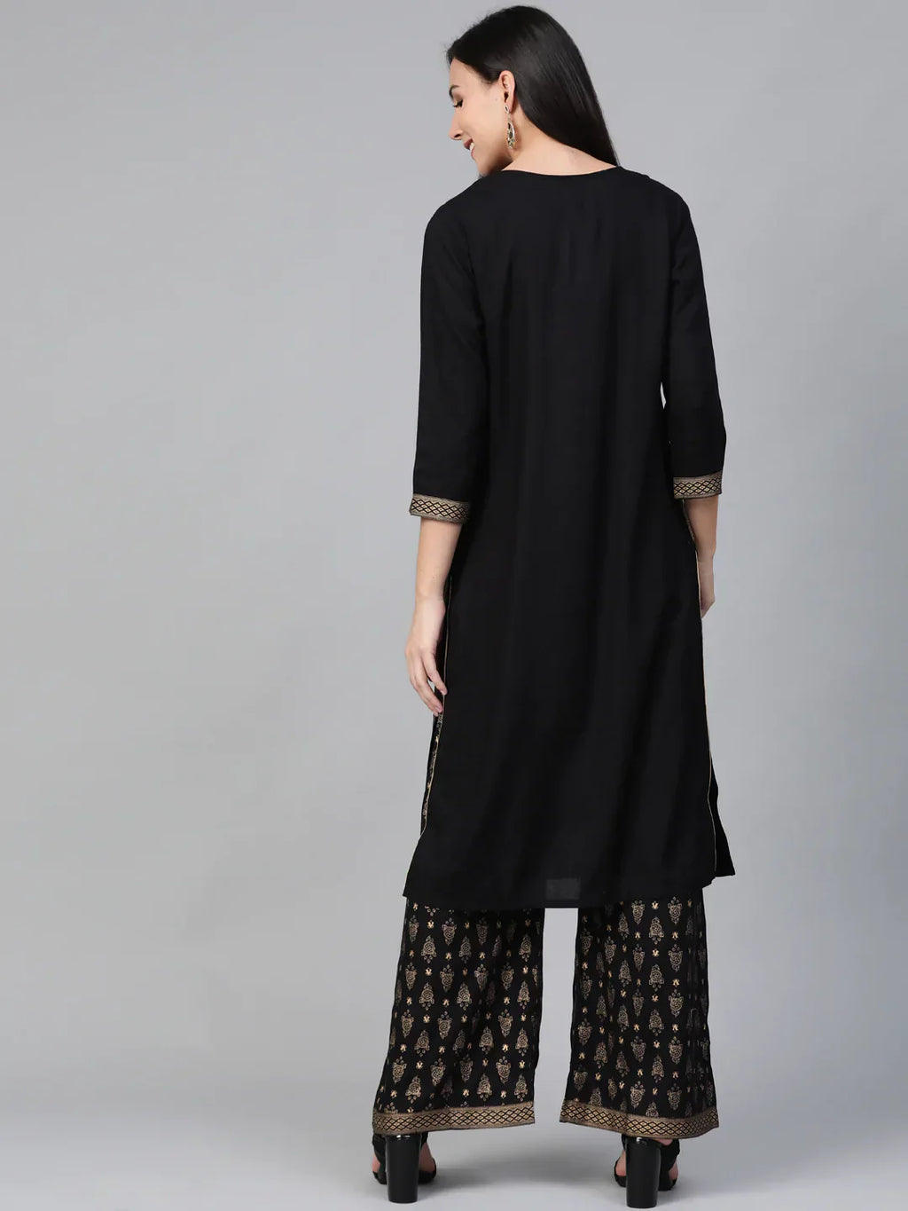 Jompers Women's Black & Golden Block Printed Kurta with Palazzos