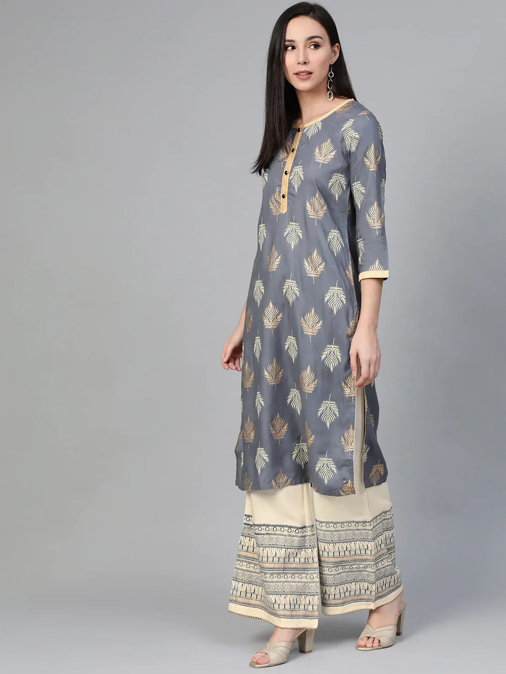 Jompers Women's Grey & Cream-Coloured Block Print Kurta with Palazzos