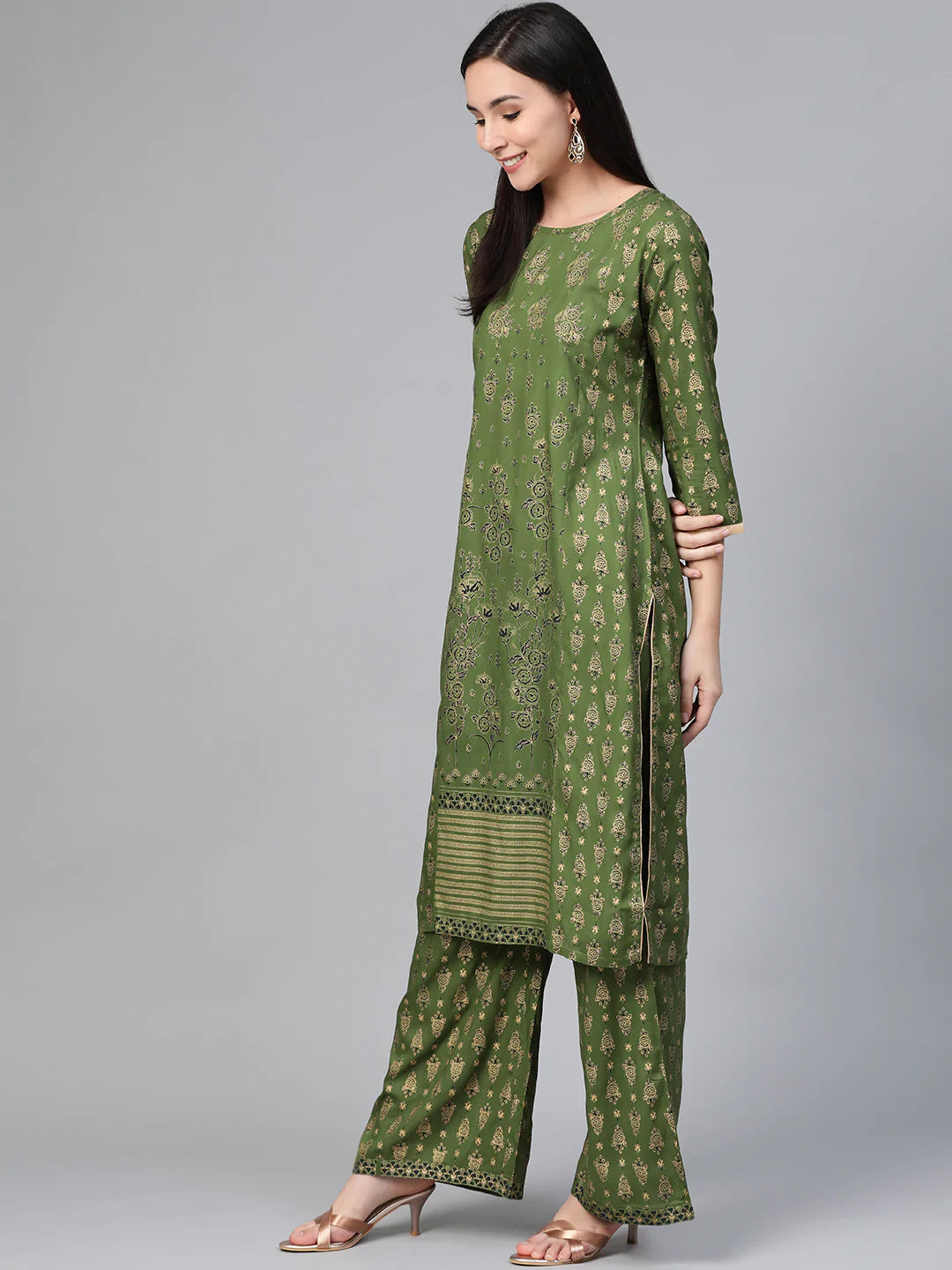 Jompers Women's Green & Golden Block Printed Kurta with Palazzos