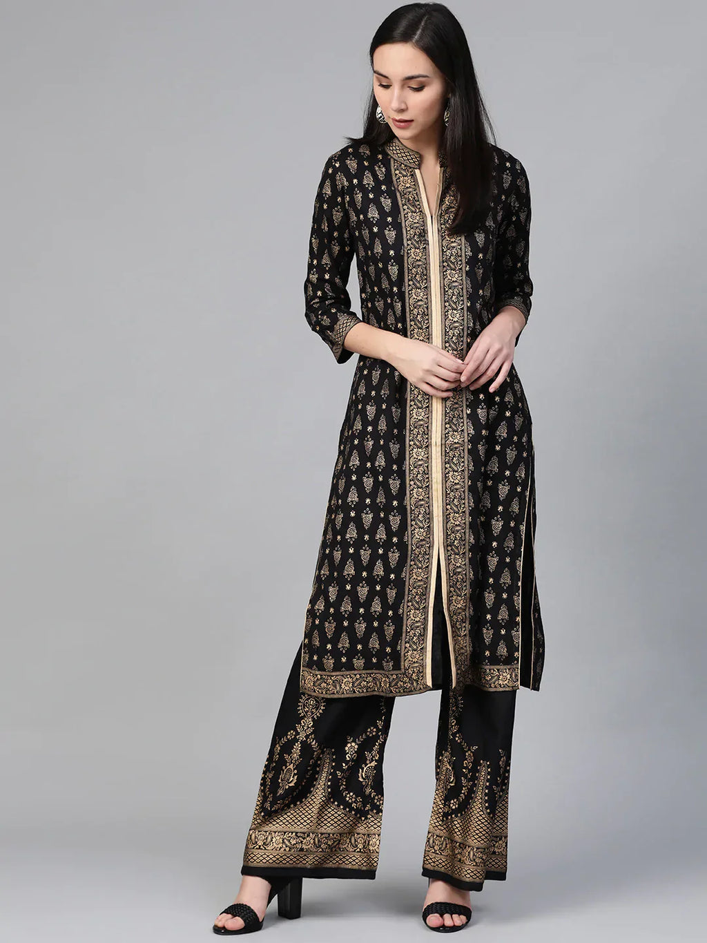 Jompers Women's Black & Golden Block Print Kurta with Palazzos