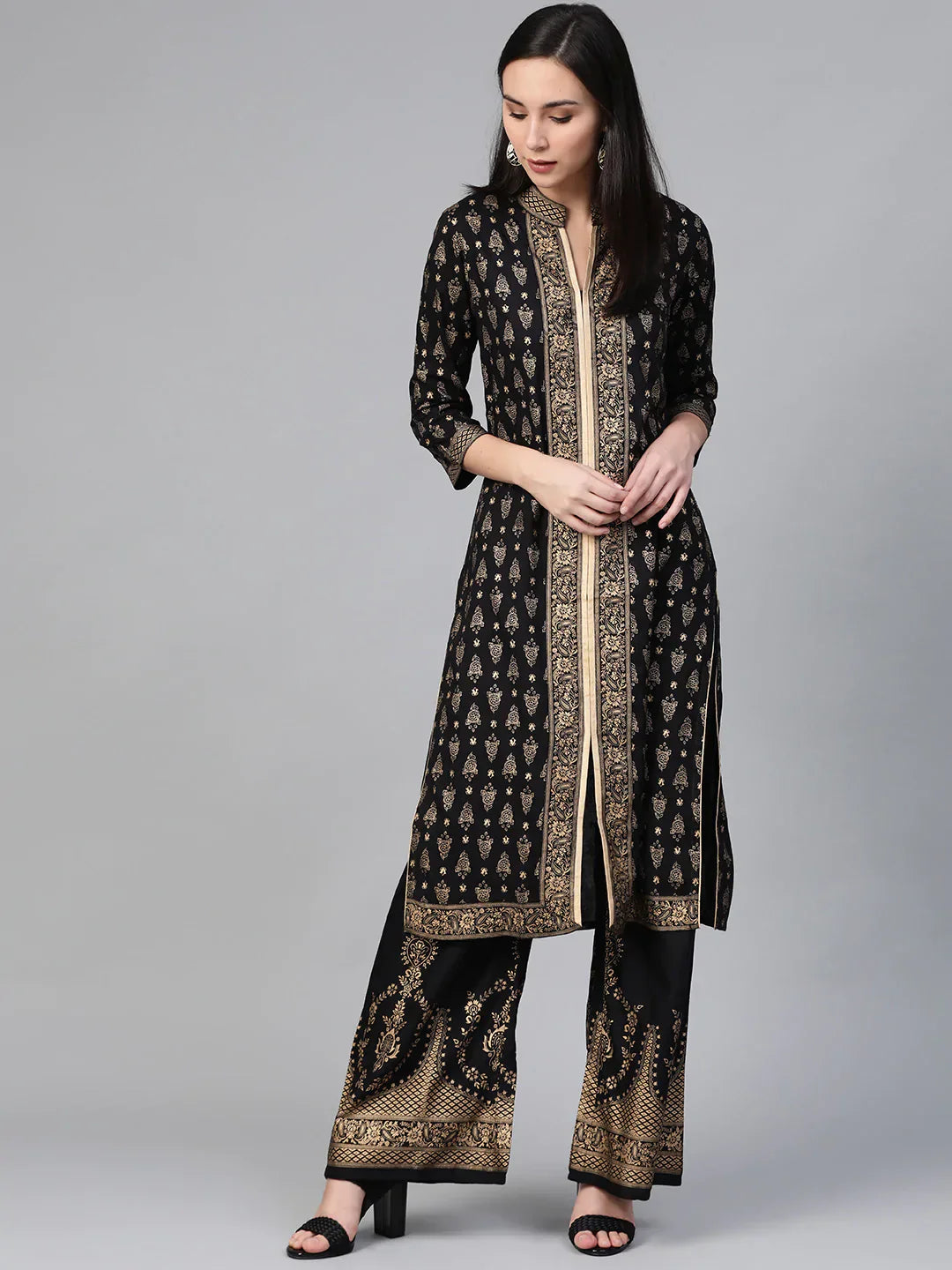 Jompers Women's Black & Golden Block Print Kurta with Palazzos