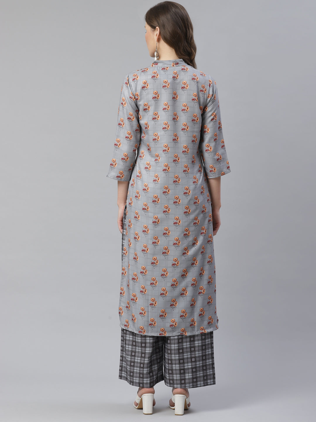 Jompers Women Grey & Beige Floral Printed Kurta with Palazzos - Distacart