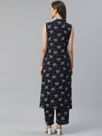 Jompers Women Black & White Floral Printed Kurta with Palazzos - Distacart