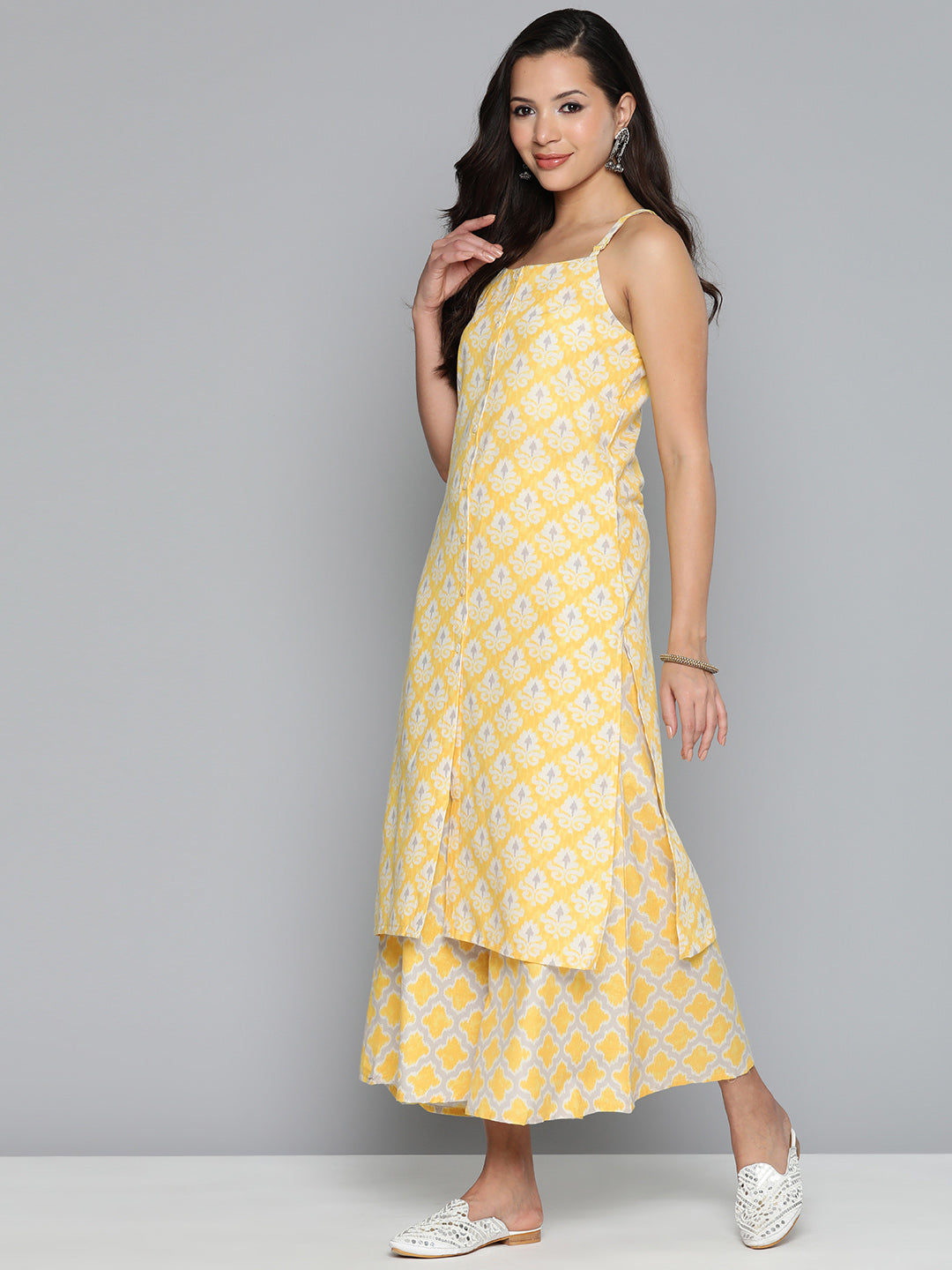Jompers Women's Ethnic Motifs Printed Kurta with Palazzos - Yellow