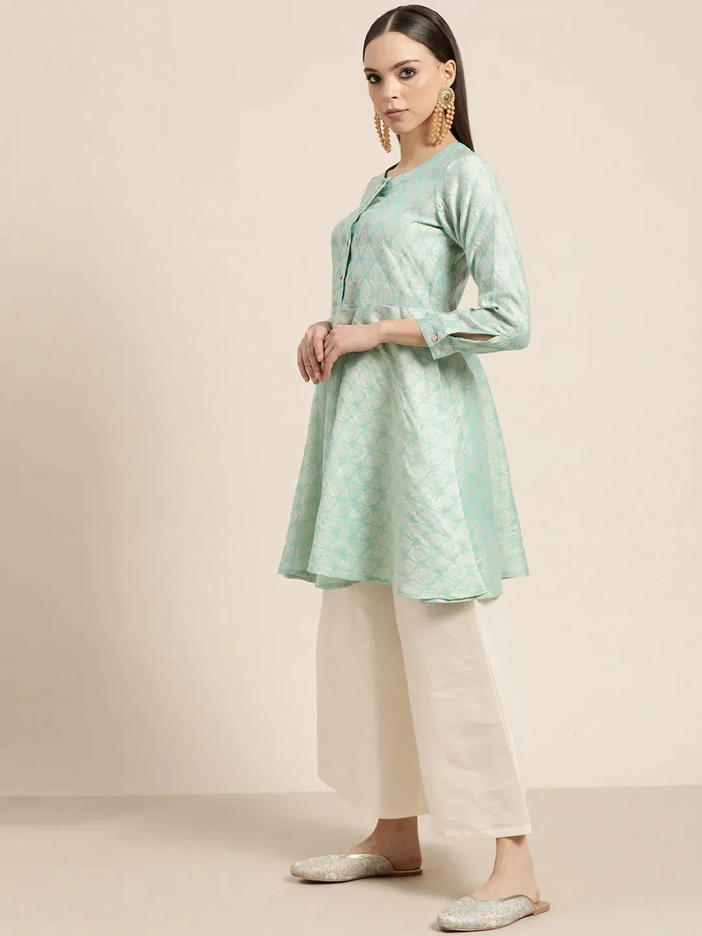 Jompers Women's Floral Pleated Dupion Silk Jacquard Kurta with Palazzos & Dupatta - Blue
