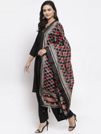 Jompers Women Black & Red Solid Kurta with Palazzos & Dupatta - Distacart