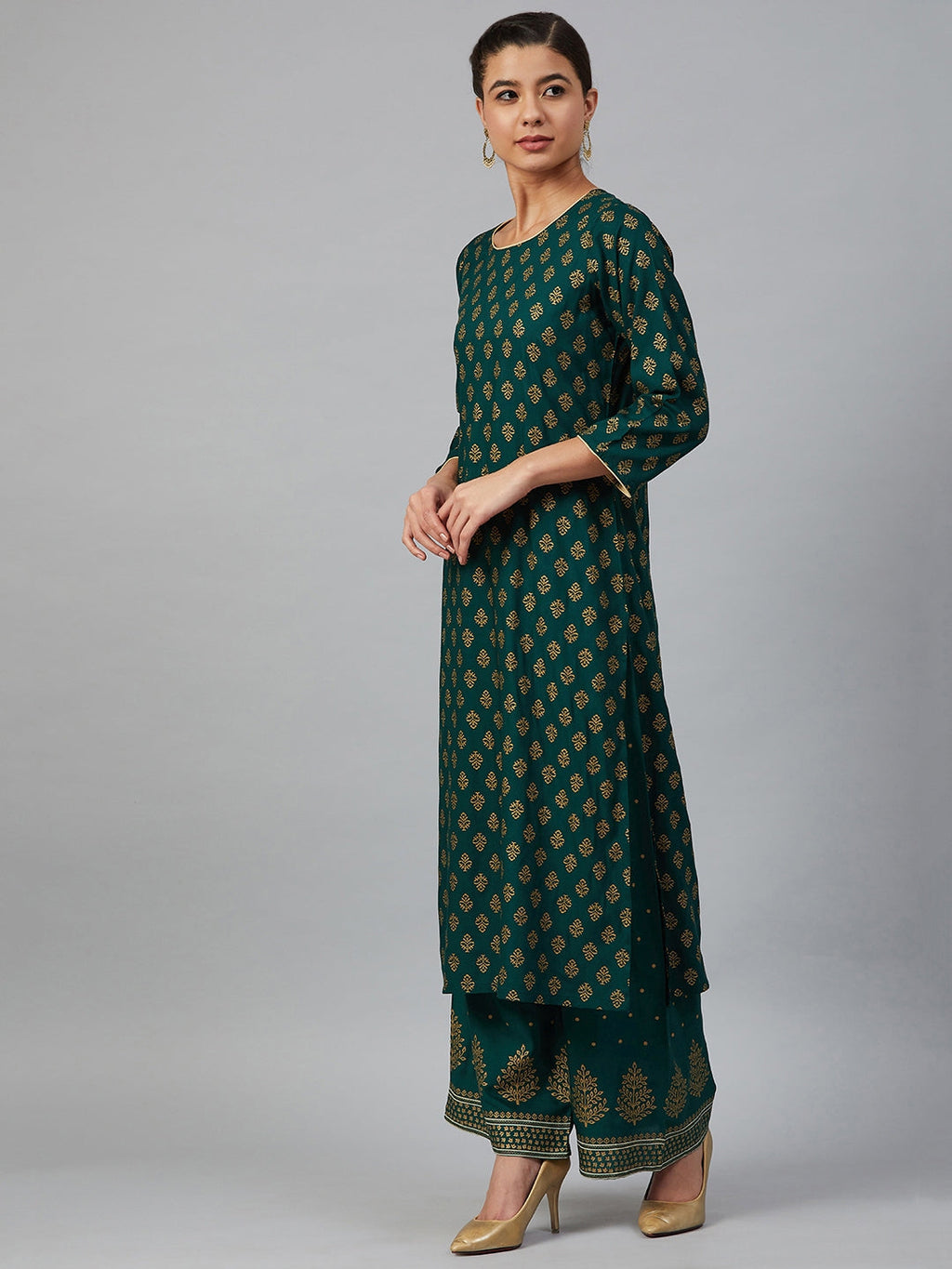 Jompers Women Green & Golden Printed Kurta with Palazzos & Dupatta - Distacart