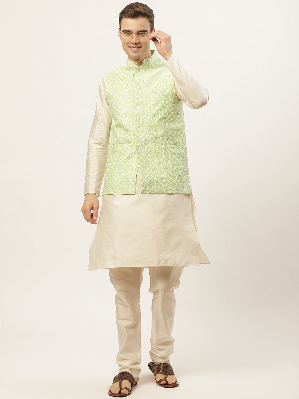 Jompers Men's Embroidered Nehru Jacket & Kurta Pyjama (Green ) - Distacart