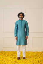 Jompers Men's Peacock Blue Collar Embroidered Kurta - Peacock