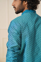 Jompers Men's Peacock Blue Collar Embroidered Kurta - Peacock