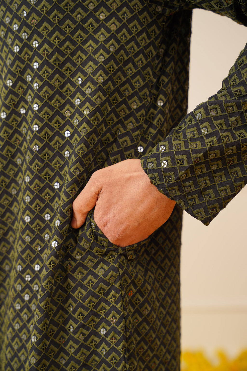 Jompers Men's Sequin Embroidered Pure Cotton Kurta - Mehndi