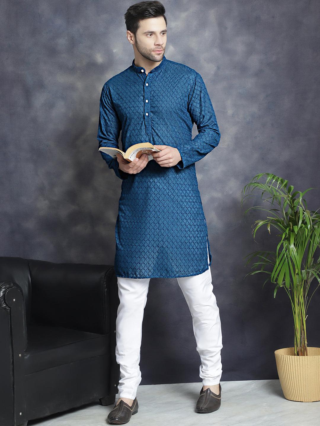 Jompers Men's Chikankari Pure Cotton Kurta - Peacock