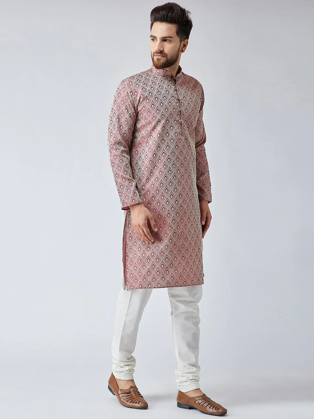 Jompers Men's Maroon & Off-White Self Design Kurta Only
