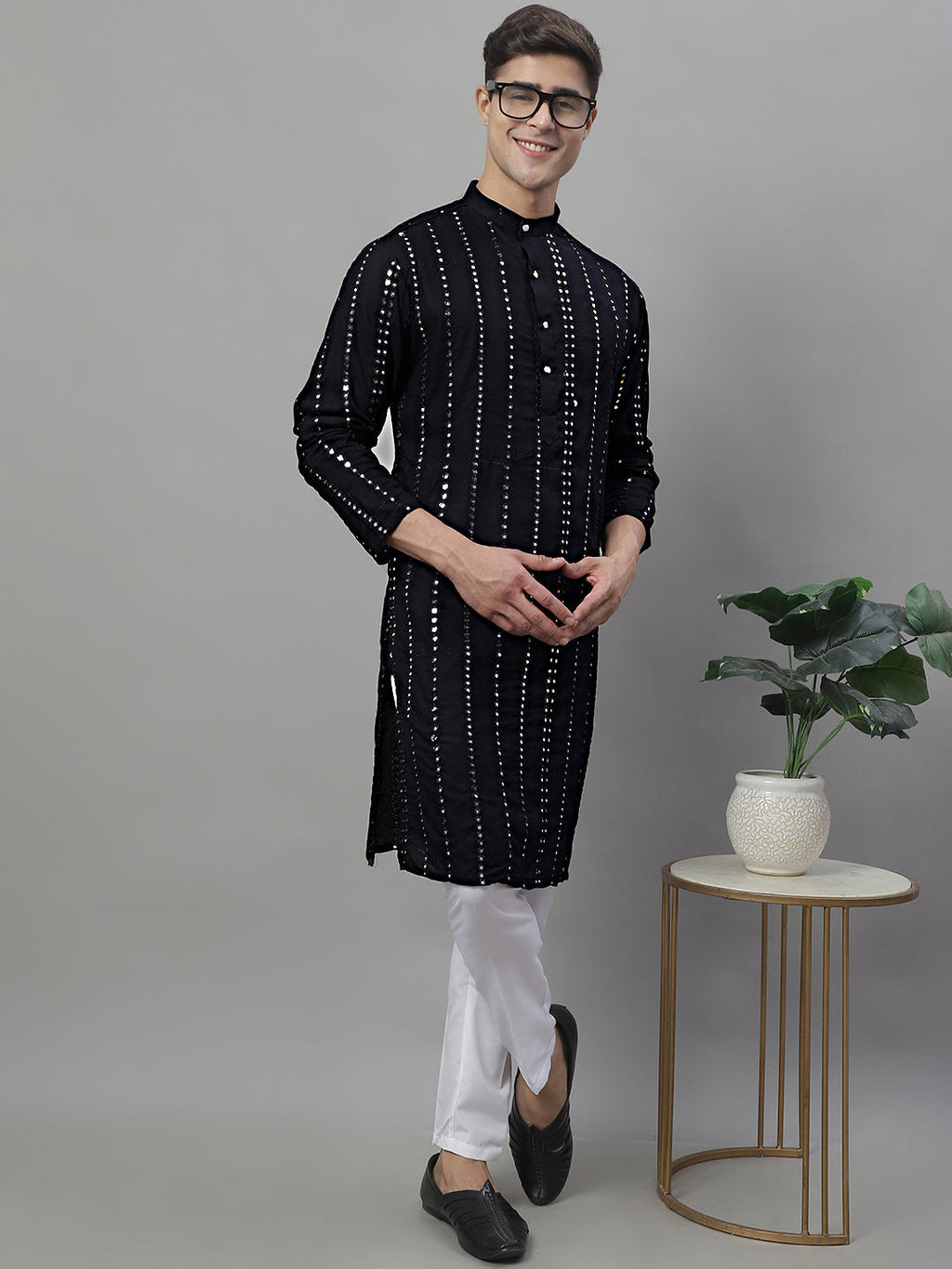 Jompers Men's Embroidered Mirror Work Kurta - Black