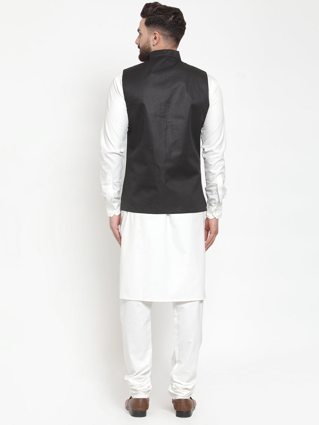 Jompers Men's Solid Kurta Pajama with Solid Waistcoat