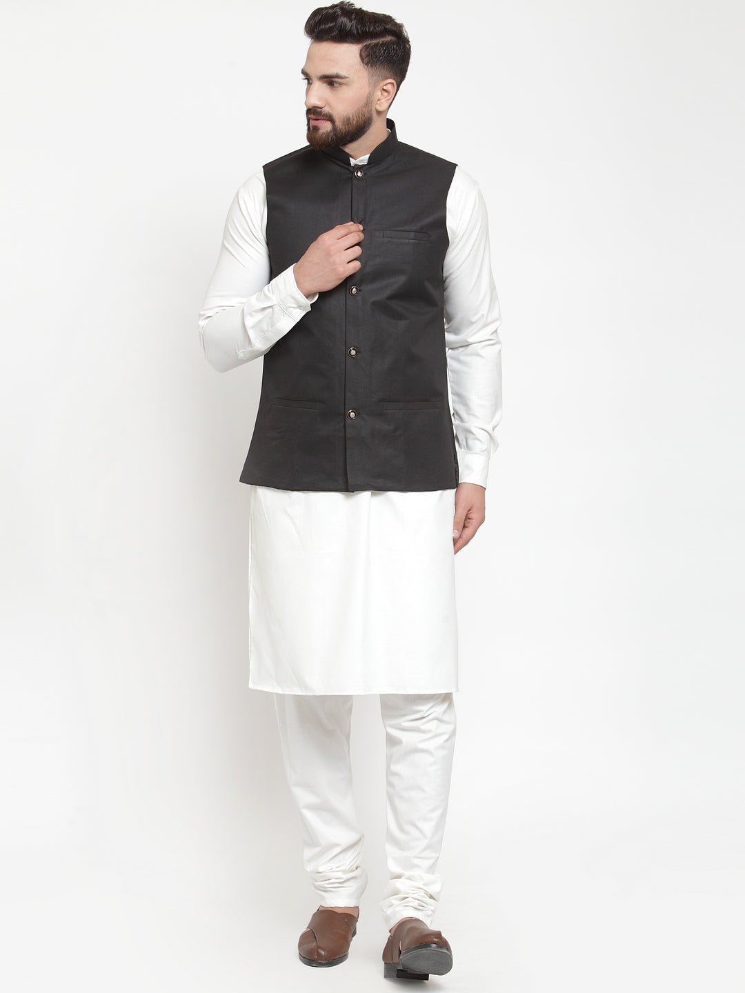 Jompers Men's Solid Kurta Pajama with Solid Waistcoat