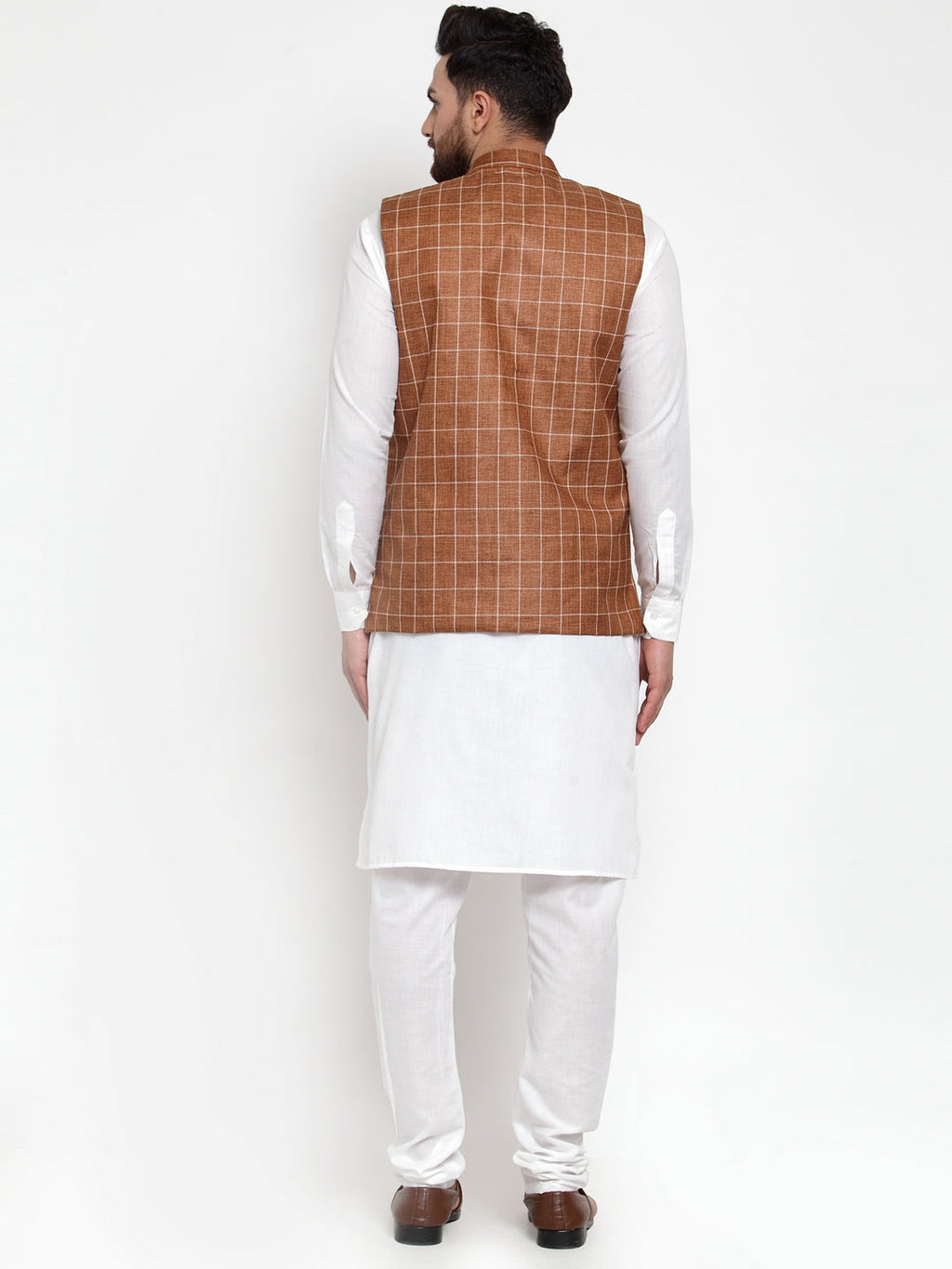 Jompers Men's Solid Kurta Pajama with Checked Waistcoat (Brown)