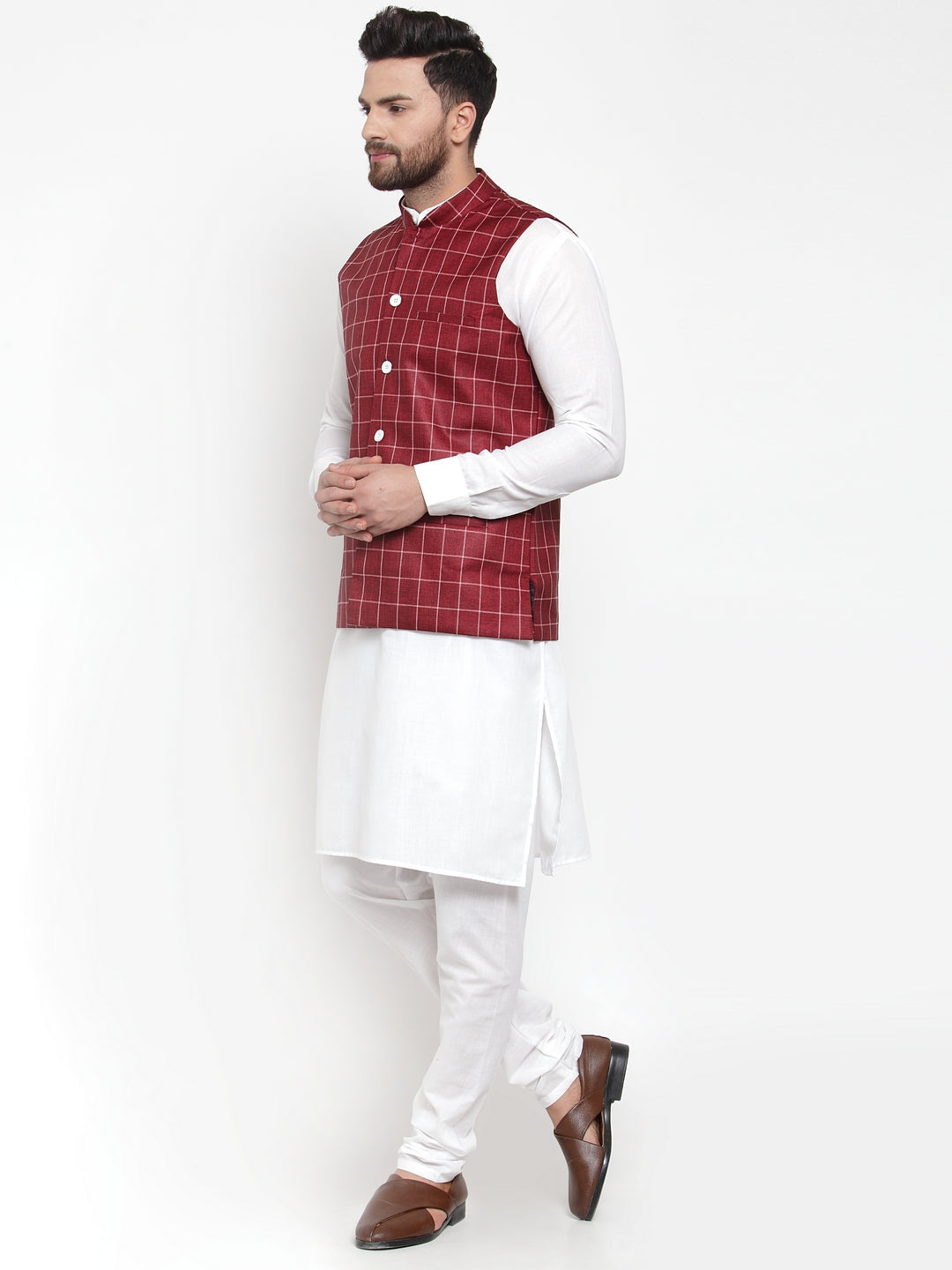 Jompers Men's Solid Kurta Pajama with Checked Waistcoat (Maroon)